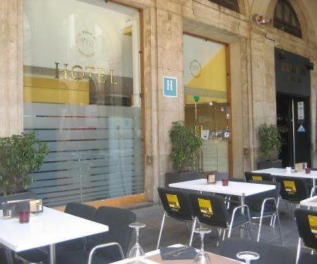 Roma Reial Hotel Barcelona Luaran gambar