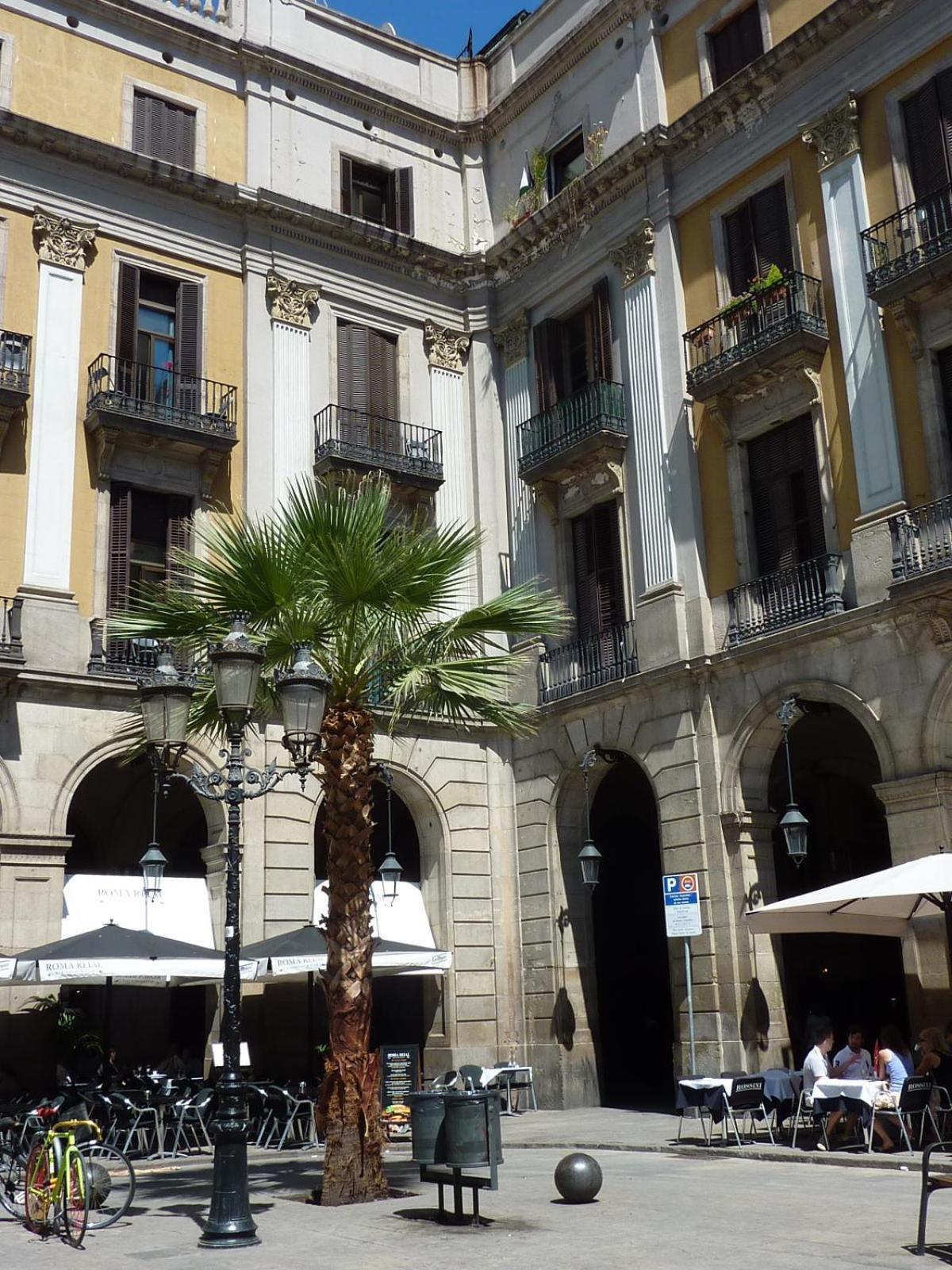 Roma Reial Hotel Barcelona Luaran gambar