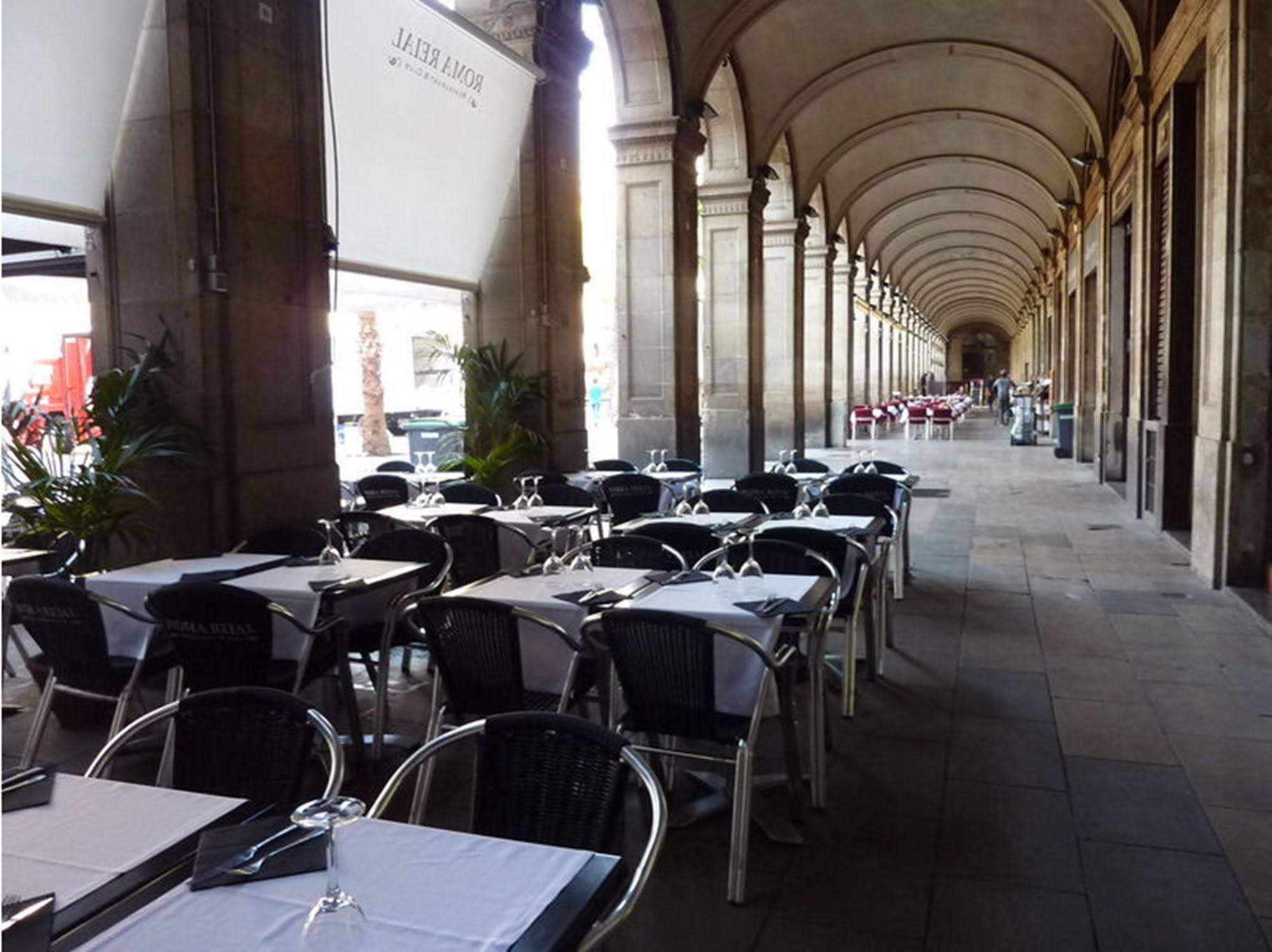 Roma Reial Hotel Barcelona Luaran gambar